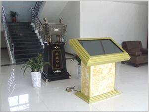 大丰印务采用我公司大尺寸触摸产品提升形象