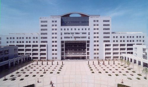 杨凌农科大学采用我公司P5LED全彩电子显示屏获肯定
